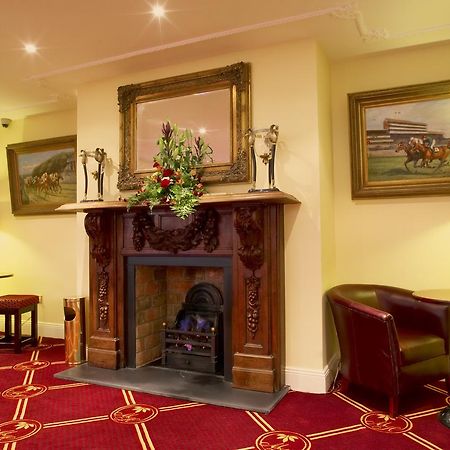 Maudlins House Hotel Naas Esterno foto