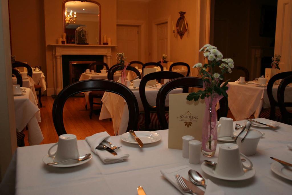 Maudlins House Hotel Naas Esterno foto