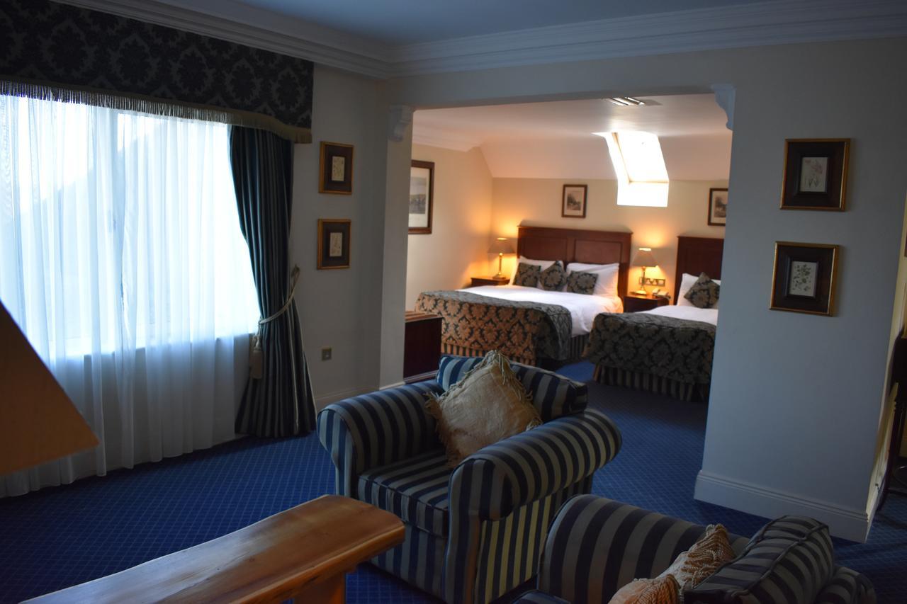 Maudlins House Hotel Naas Esterno foto