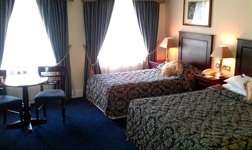 Maudlins House Hotel Naas Esterno foto